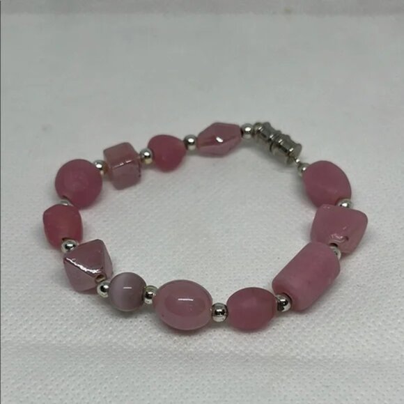 ❤️❤️Final Price Pink and Silver Beaded Bracelet with Elegant Design - Picture 1 of 2